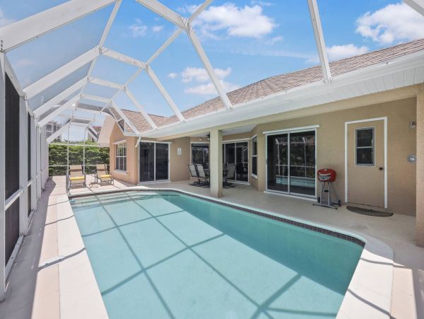 3 Bedroom Marco Island Vacation Home Private Pool