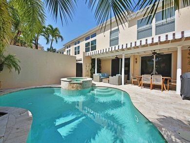Naples Vacation Home Sleeps Eight Guests. Naples Vacation Home Sleeps Eight Guests.
