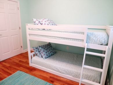Great Value Bradenton Vacation Bungalow 3 Bedrooms Sleeps 6