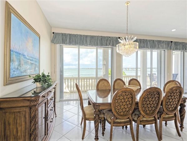 Marathon Vacation Home Sleeps Ten Guests Full Gulf Views