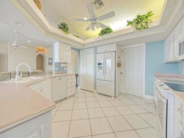 Marathon Vacation Home Sleeps Ten Guests Full Gulf Views