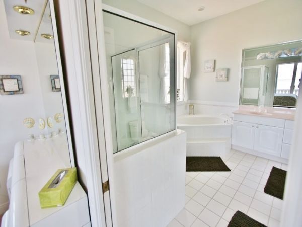 Marathon Vacation Home Sleeps Ten Guests Full Gulf Views
