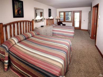 Beaver Creek Vacation Condo Sleeps Eight Guests Beaver Creek Vacation Condo Sleeps Eight Guests