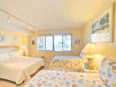 Three Bedroom Vacation Condo in Pensacola Beach