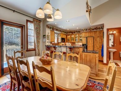 Beaver Creek Ski in Ski Out 3 Bedroom Vacation Townhouse