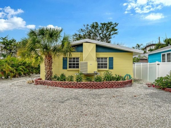 Anna Maria Duplex Vacation Rental Near Beach Path