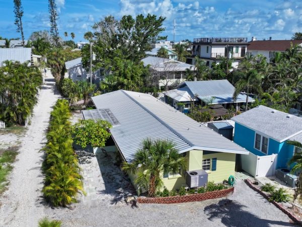 Anna Maria Duplex Vacation Rental Near Beach Path