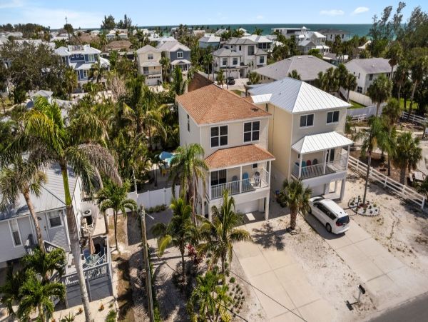 Anna Maria Island Vacation Home Sleeps Six Guests