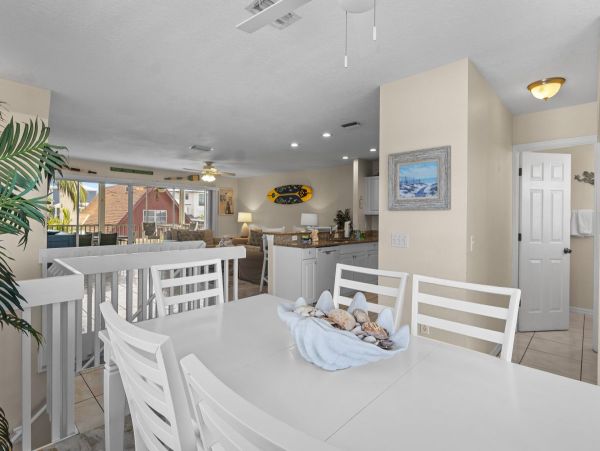 Anna Maria Island Vacation Home Sleeps Six Guests