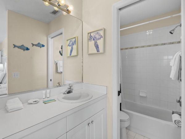 Anna Maria Island Vacation Home Sleeps Six Guests