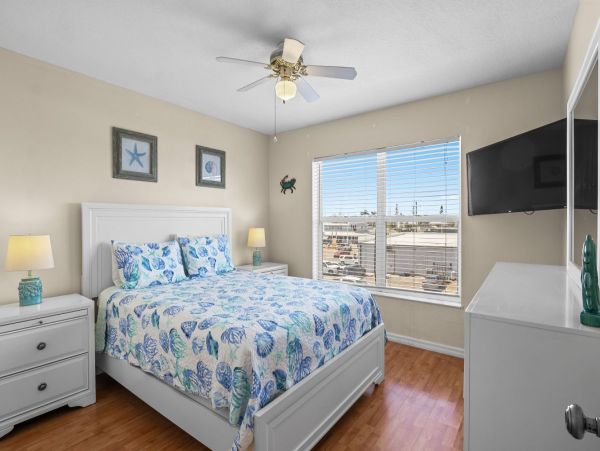 Anna Maria Island Vacation Home Sleeps Six Guests