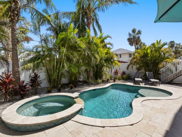 Anna Maria Island Vacation Home Sleeps Six Guests