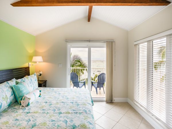 George Town Vacation Home Sleeps Eight Guests
