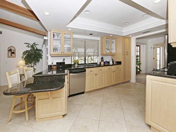 Cape Coral Vacation Pool Home Sleeps Six Guests Canal Views