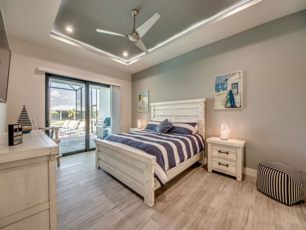 Cape Coral 3 Bedroom Vacation Home with Private Pool