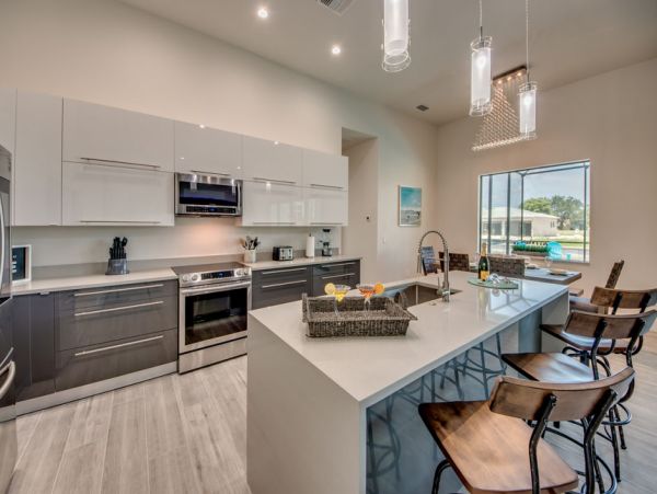 Cape Coral 3 Bedroom Vacation Home with Private Pool