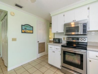 Two Bedroom Vacation Home in Holmes Beach