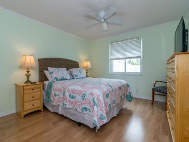 Two Bedroom Vacation Home in Holmes Beach