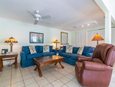 Two Bedroom Vacation Home in Holmes Beach