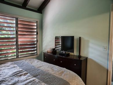 Walk to Beach One Bedroom Condo in St. Croix