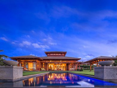 Luxury Four Bedroom Vacation Home in Kapalua Luxury Four Bedroom Vacation Home in Kapalua
