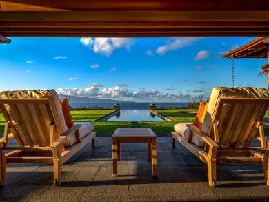 Luxury Four Bedroom Vacation Home in Kapalua Luxury Four Bedroom Vacation Home in Kapalua