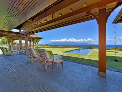 Luxury Four Bedroom Vacation Home in Kapalua Luxury Four Bedroom Vacation Home in Kapalua