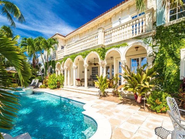 Key Colony Beach Luxury Vacation Home - VIP Retreat