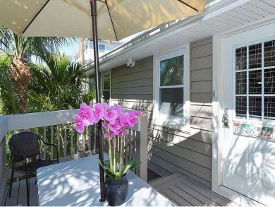 2 Bedroom Siesta Key Vacation Condo Plus Den