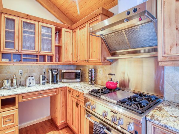 Vail Vacation Home Sleeps Twelve Guests