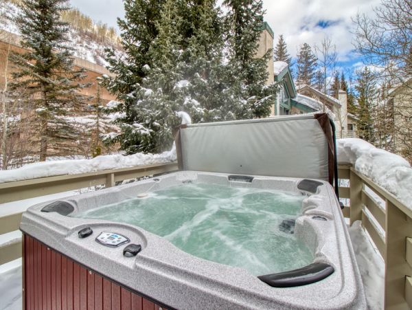 Vail Vacation Home Sleeps Twelve Guests
