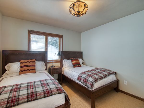 Vail Vacation Home Sleeps Twelve Guests