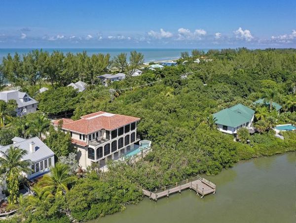 Captiva Island Luxury Vacation Rental Home Four Bedrooms