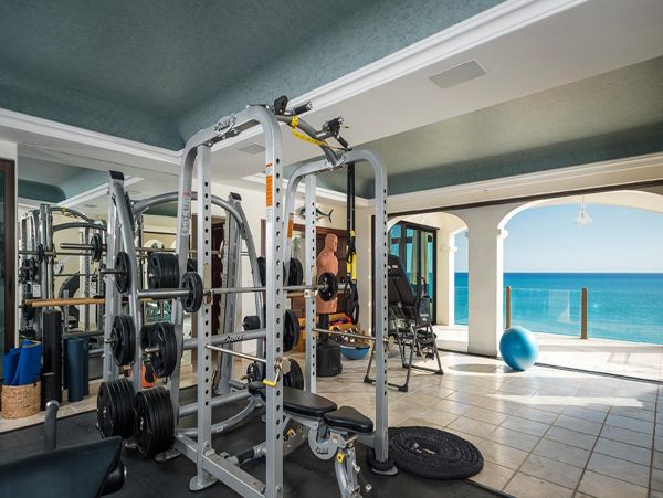 Luxury Oceanfront Vacation Home in Los Cabos Sleeps 14 Guest