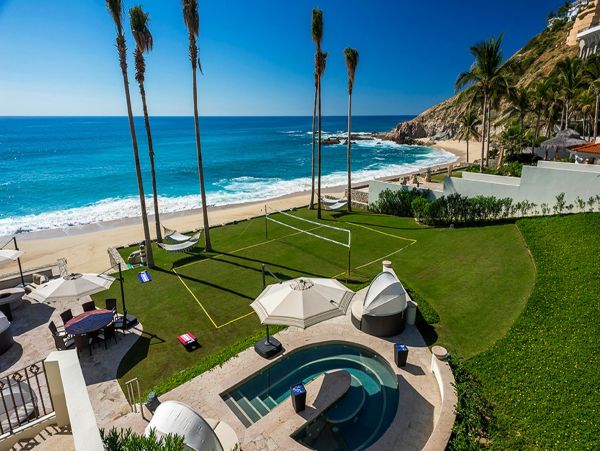 Luxury Oceanfront Vacation Home in Los Cabos Sleeps 14 Guest