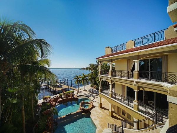 Cape Coral Luxury Five Bedroom Estate Home Available Now