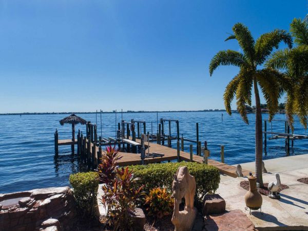 Cape Coral Luxury Five Bedroom Estate Home Available Now