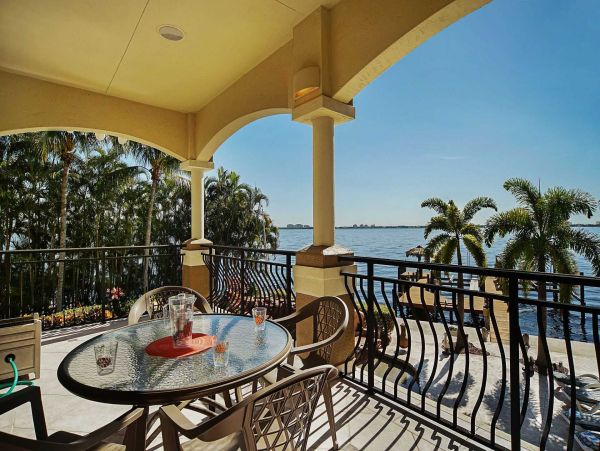 Cape Coral Luxury Five Bedroom Estate Home Available Now
