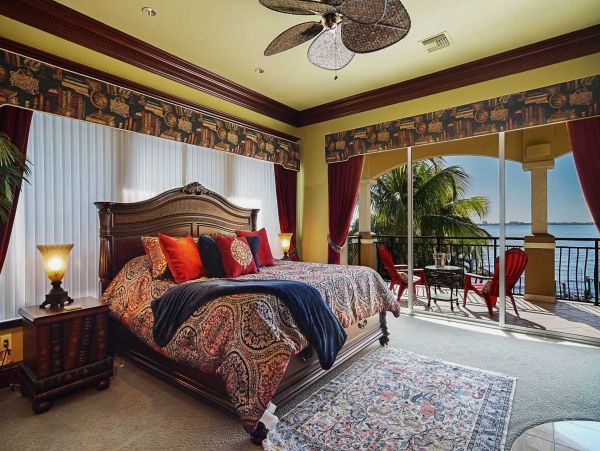 Cape Coral Luxury Five Bedroom Estate Home Available Now