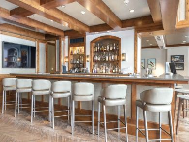 Luxury Vail Vacation Condo Sleeps Six Guests