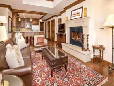 Luxury Vail Vacation Condo Sleeps Six Guests