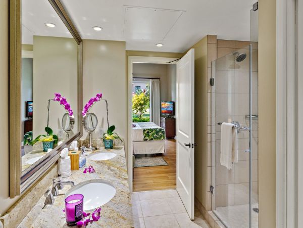Maui Vacation Rentals Luxury Kaanapali Beach Rental with Pools & Ocean Views
