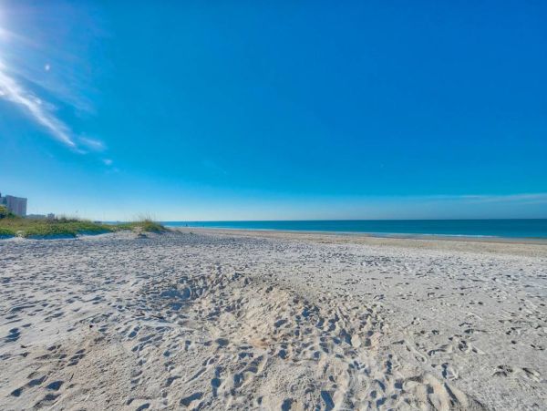 Indian Shores Vacation Condo Sleeps Six Guests