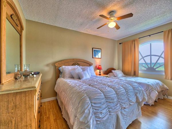 Indian Shores Vacation Condo Sleeps Six Guests