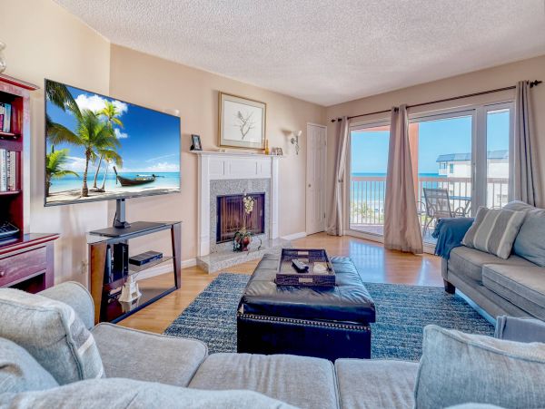 Indian Shores Vacation Condo Sleeps Six Guests