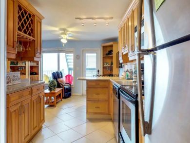 Bradenton Beach 1 Bedroom Vacation Condo  Gulfront