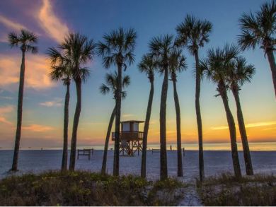 Bradenton Beach 1 Bedroom Vacation Condo  Gulfront