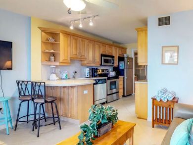 Bradenton Beach 1 Bedroom Vacation Condo  Gulfront