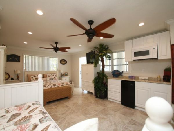 4 Bedroom Florida Keys Vacation Home Plus Guest House