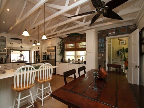 4 Bedroom Florida Keys Vacation Home Plus Guest House